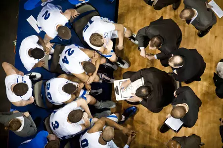 Men?s Basketball Signs Three Preps To Letters-of-Intent