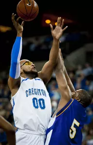 Men's Basketball Loses BracketBuster Game, 76-67, at Akron