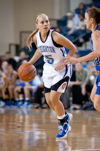 Women's Basketball Plays at Wyoming Thursday