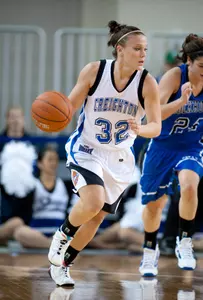 Women's Basketball Hosts South Dakota in Home Opener Tuesday