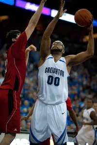 McDermott's 44 Points Lifts Men's Basketball Past Bradley