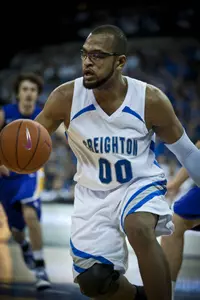 Men's Basketball Tops Ducks, 84-76, In Game One of CBI Championship Series