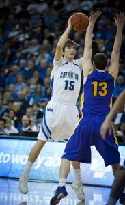 Men's Basketball Ready For Monday's CBI Championship Series Opener vs. Oregon