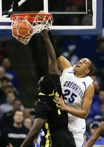 Home-Court Edge Helps Oregon Claim CBI Title, 71-69