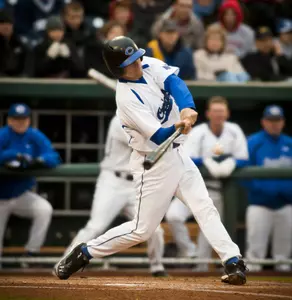 Baseball Sweeps Bradley with 8-run Seventh Inning; Wins 16-6