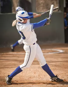 Bluejays Upset Bulldogs 2-1 in Softball