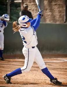 Softball Completes Sweep Over USD With 15-1 Win