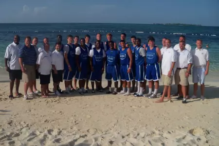 Basketball Closes Bahamas Trip Unbeaten After 104-53 Victory