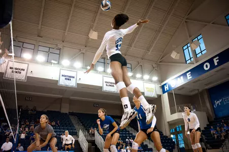 Volleyball Opens 2011 Season Friday in Texas