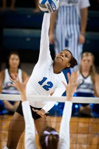 Mandolfo & McNary Claim MVC Weekly Volleyball Awards