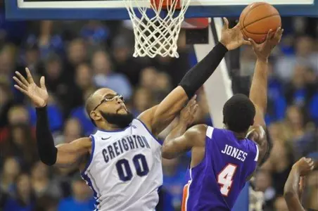 Men's Basketball Visits SIU For Sunday Night Tilt on ESPNU