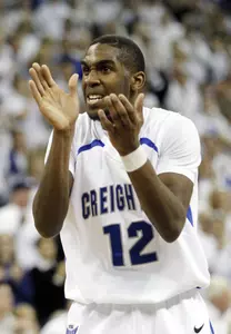 MVC Record Shooting Lifts Men's Hoops Over SIU