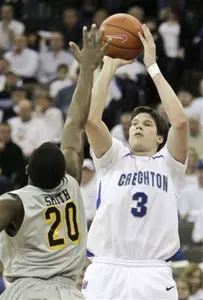 Men's Basketball Falls To Wichita State