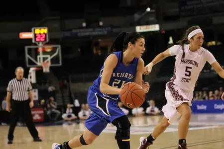 Tritz Leads Women's Basketball Past No. 1 Seed Missouri State