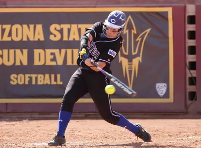 Alexis Cantu Named MVC Softball Player of the Week