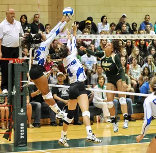 Volleyball Sweeps Ball State in Opener in Colorado