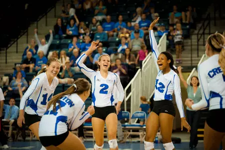 Volleyball Snaps UNI's 59-Match MVC Win Streak With 3-1 Win