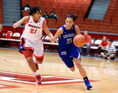 Creighton WBB Pulls Away in Second Half to Beat UNI 54-40