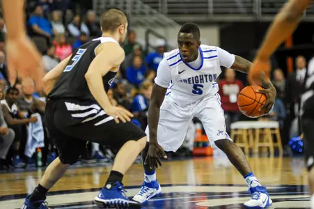 Men's Basketball Visits Madison Square Garden To Face St. John's