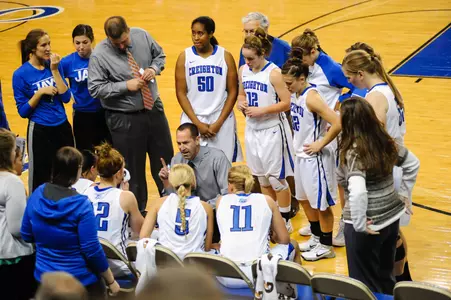 Creighton WBB Hosts Minnesota, Travels to Kansas