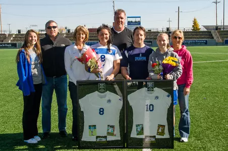 Women's Soccer Drops 2013 Finale to Xavier, 2-0