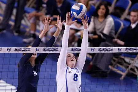 Volleyball Advances to BIG EAST Championship with 3-1 Win over Xavier