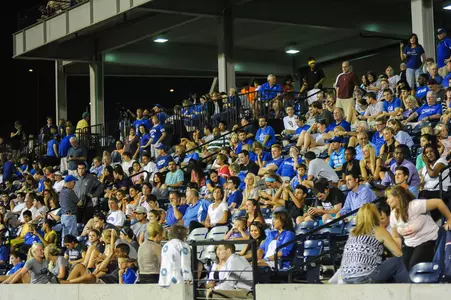 Men?s Soccer Hosts No. 21 Wisconsin in Final Exhibition Match