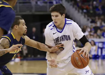 Men's Baskteball Rolls Into Break With 68-54 Win Over Cal