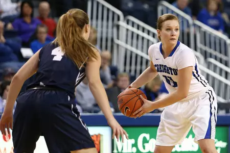 Women's Basketball Beats Villanova in BIG EAST Debut, 65-58