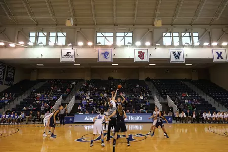 Women's Basketball Hosts DePaul on Saturday