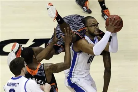 Men's Basketball vs. Duke on Sunday Night For Sweet 16 Berth