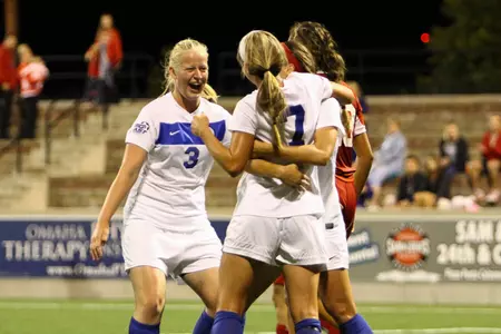 Cingoranelli Leads Women's Soccer to 4-0 Win over South Dakota