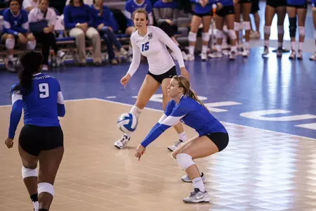 Volleyball Overcomes 0-2 Deficit To Win at Butler
