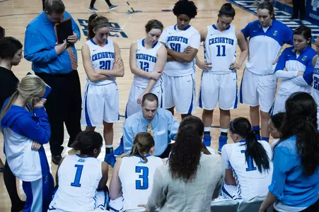 Women's Hoops Looks To Extend Season at South Dakota