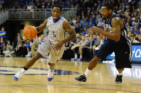 #11/12 Men's Basketball Hosts Seton Hall on Sunday