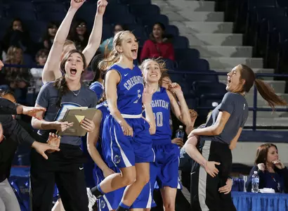 Women's Hoops Falls in Double Overtime to St. John's, 68-63