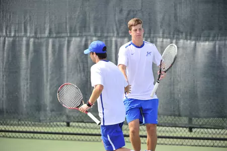 Men's Tennis Falls at Marquette 6-1