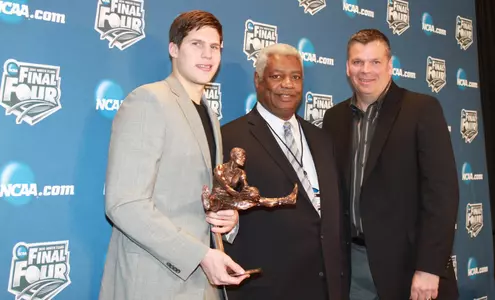 Doug McDermott Wins 2013-14 Oscar Robertson Trophy