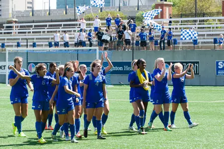 Women's Soccer Looks to Remain Perfect in the Dakotas