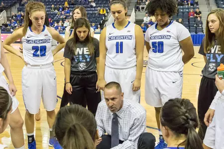 Women's Basketball Hosts Xavier on Friday Image
