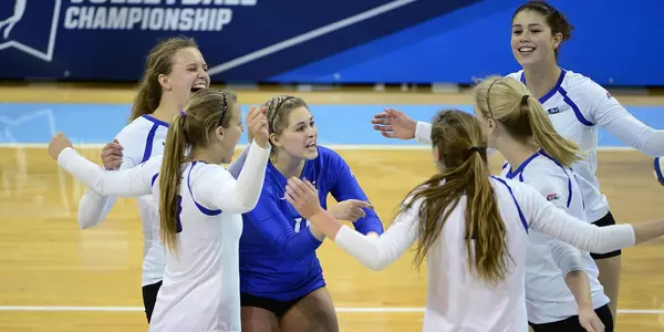 VB huddle celebration