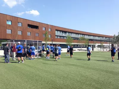 Between the Posts with Michael Kluver