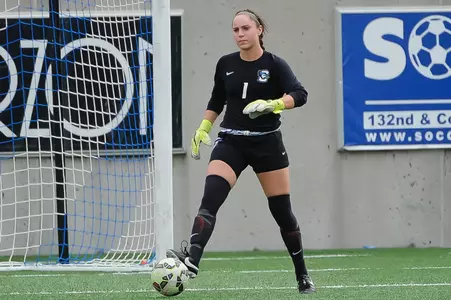Scott's Shutout Lifts Women's Soccer To 1-0 Win Over Central Michigan