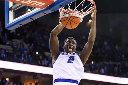 Khyri Thomas dunk vs. Wisconsin