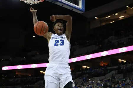 Justin Patton dunk