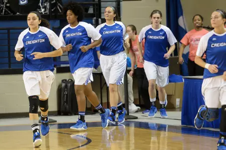 Team-WBB-Drake-SB-1
