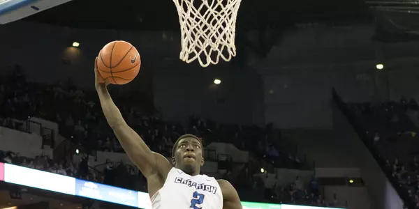Khyri Thomas