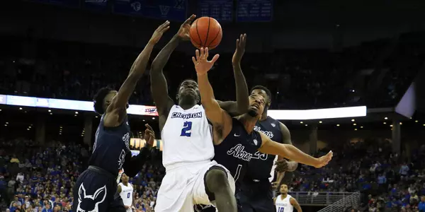 Khyri Thomas