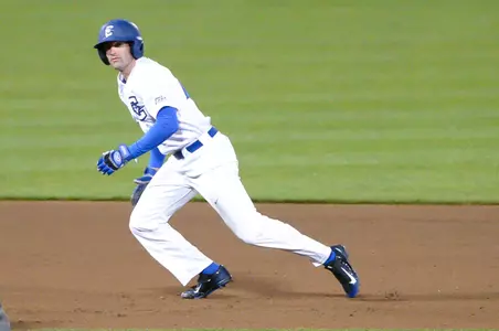 Austin Groth, baserunner