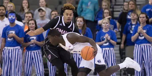 Khyri Thomas